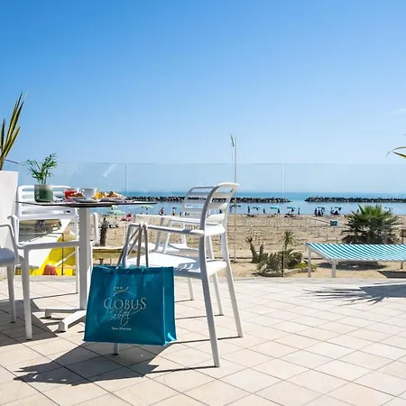 Globus Hotel